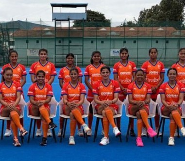 हॉकी की नई केसरिया जर्सी पर भड़का विपक्ष, केंद्र पर लगाया 'भगवाकरण' का आरोप